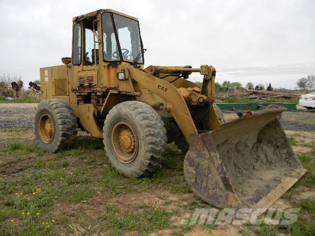 CAT 916 Gumikerekes homlokrakodók