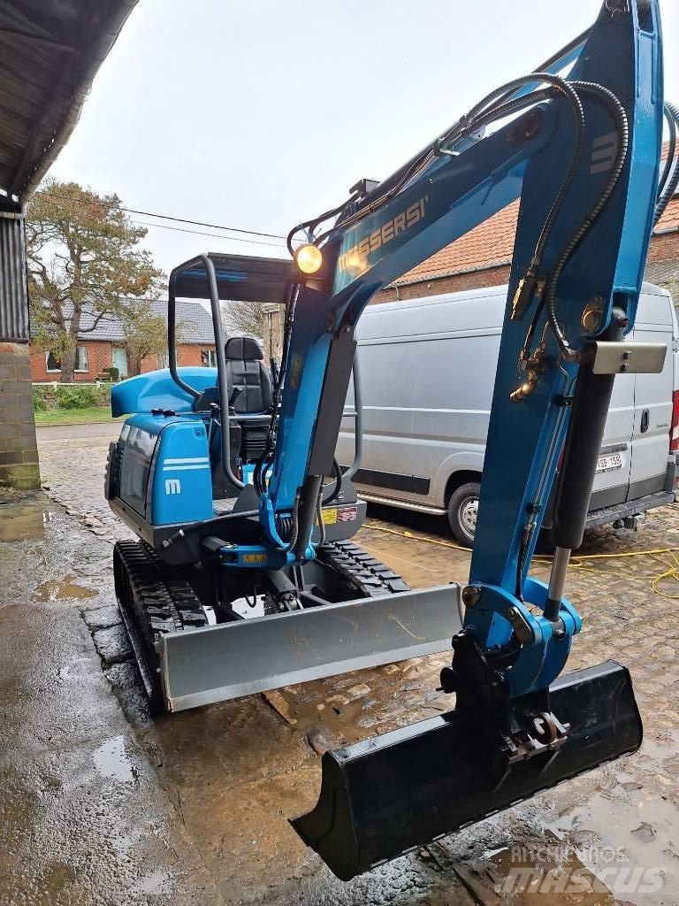 Messersi M-35K Mini kotrók < 7t