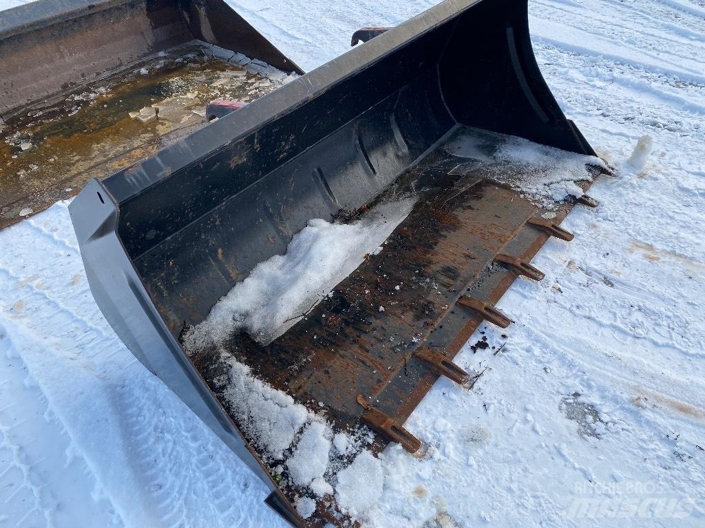 Ålö Grusskopa 180 Homlokrakodó tartozékok