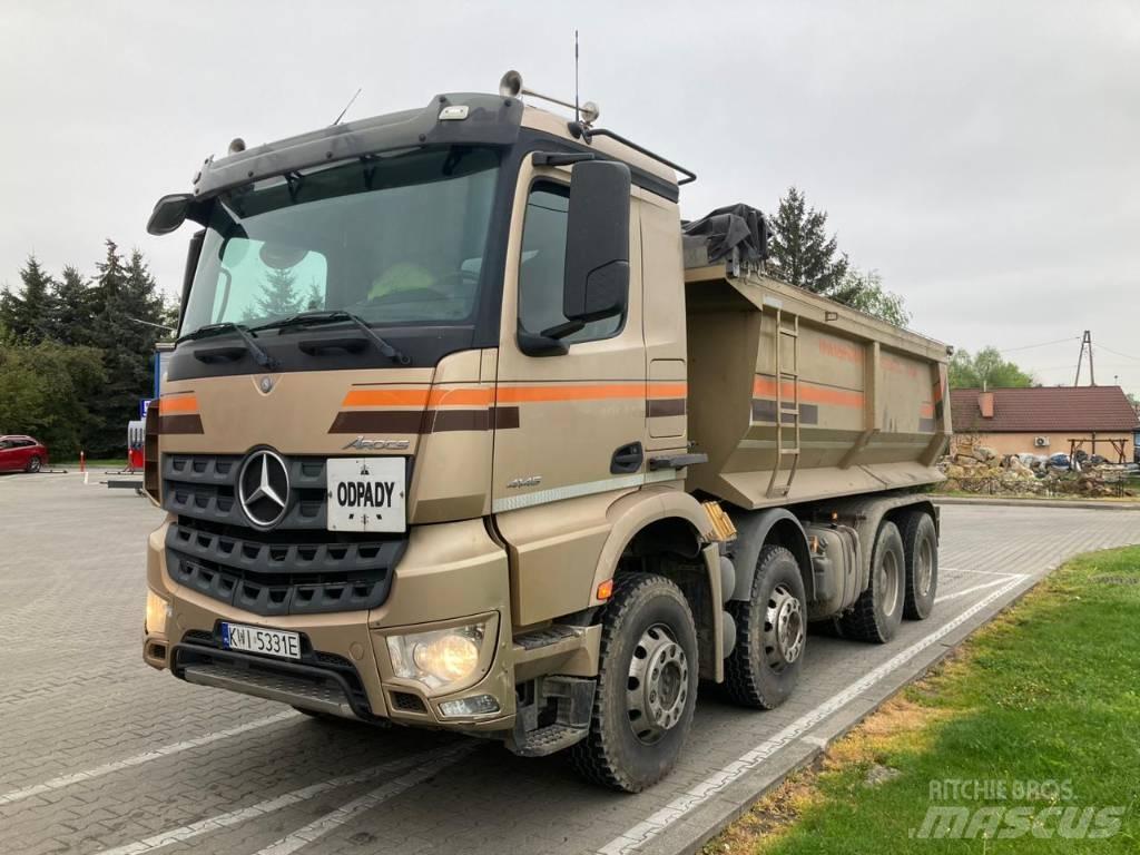 Mercedes-Benz Arocs Billenő teherautók
