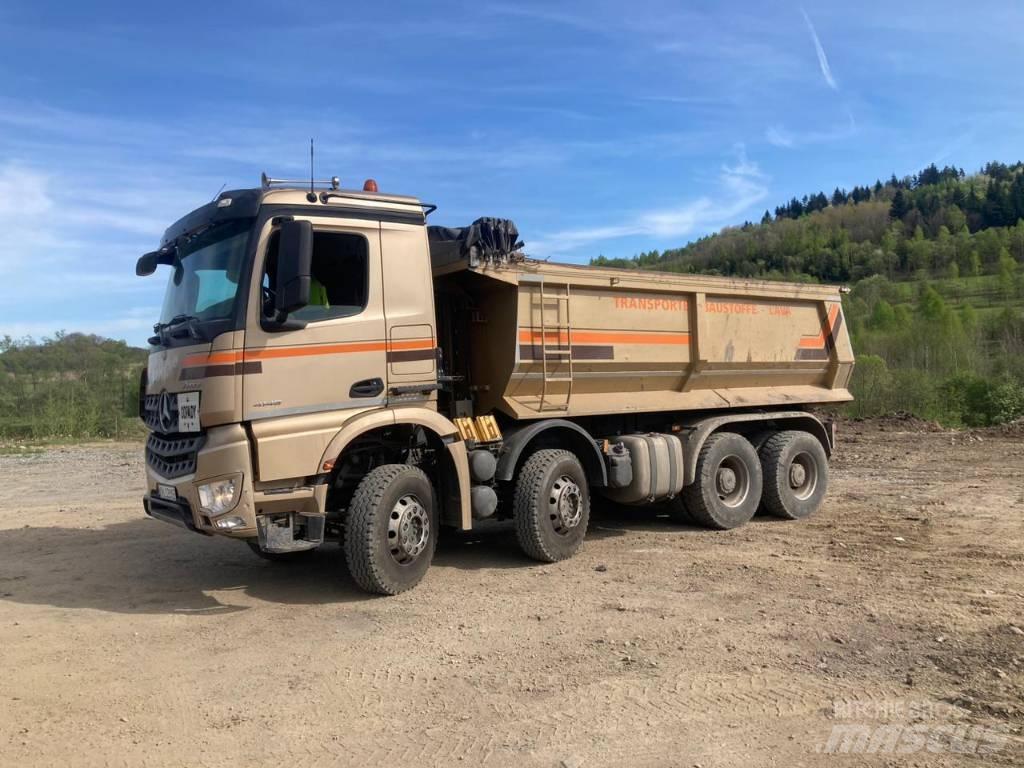 Mercedes-Benz Arocs Billenő teherautók