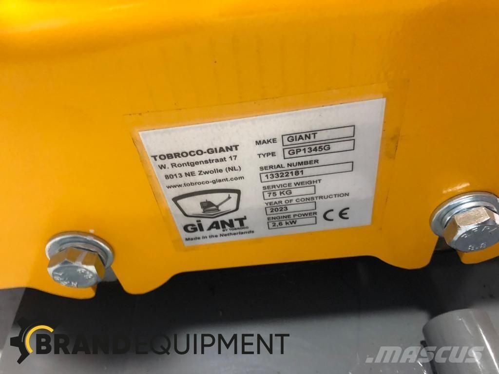 GiANT GP1345G Vibrátorok