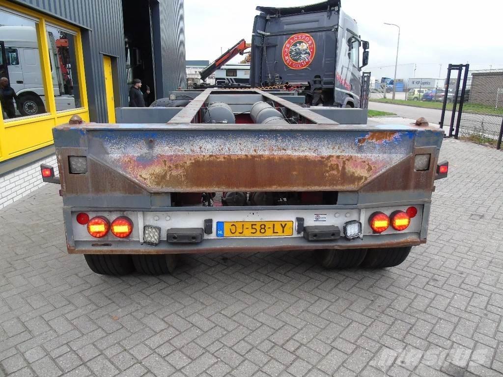  TR'AX 2 AXLE + 20FT Konténerkeret / Konténeremelő félpótkocsik