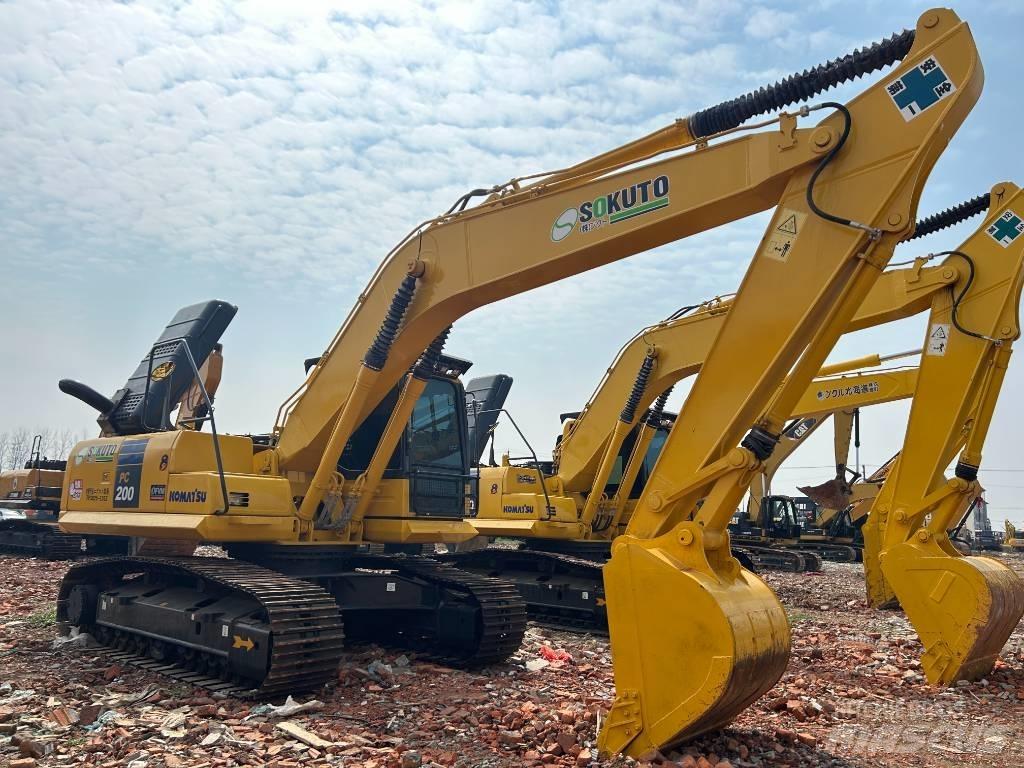 Komatsu PC 200-8 Lánctalpas kotrók