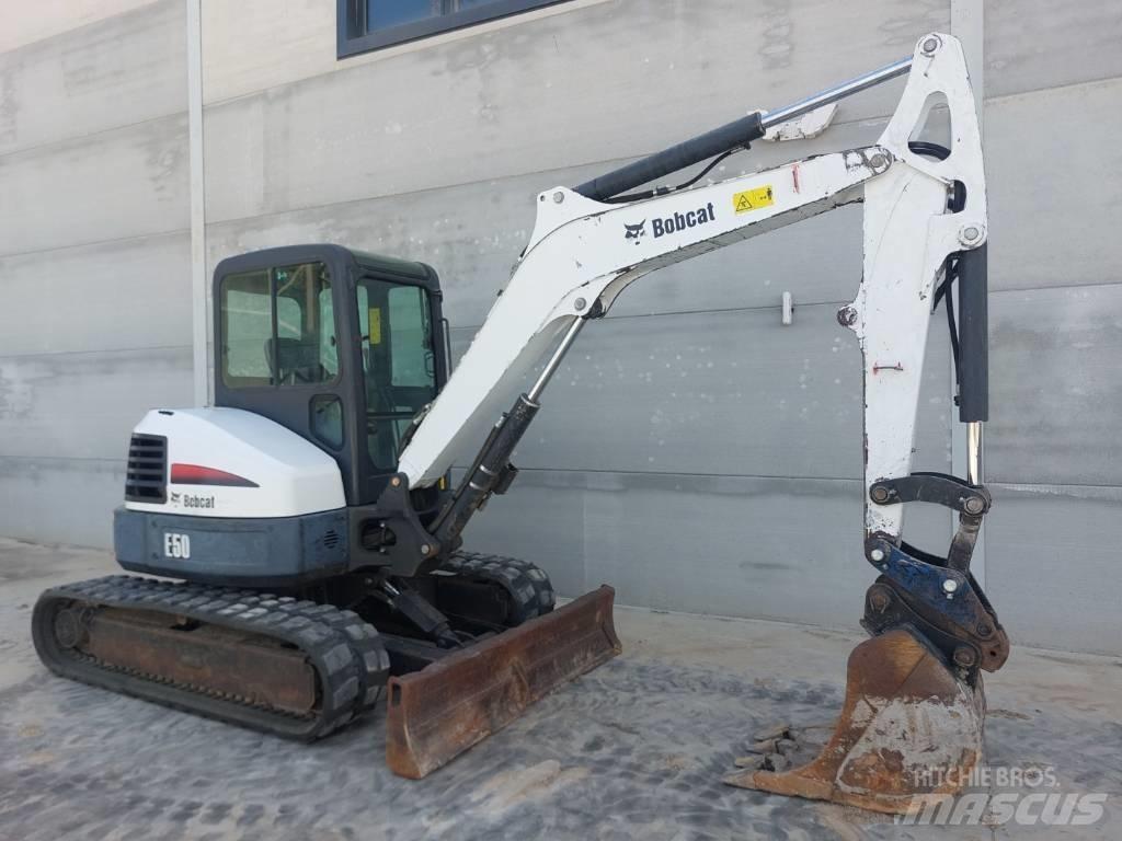 Bobcat E 50 EM Mini kotrók < 7t