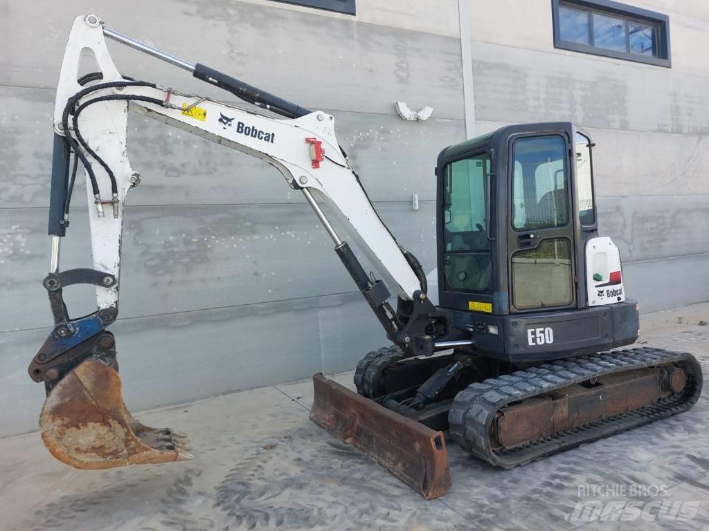 Bobcat E 50 EM Mini kotrók < 7t