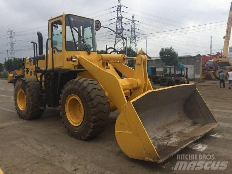 Komatsu WA 320 Kotrórakodók
