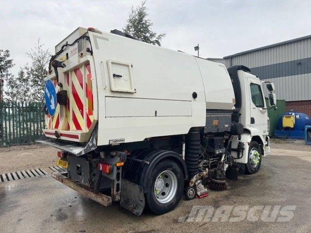 DAF LF 220 Utcaseprő teherautók