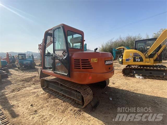Doosan DH70-7 Mini kotrók < 7t