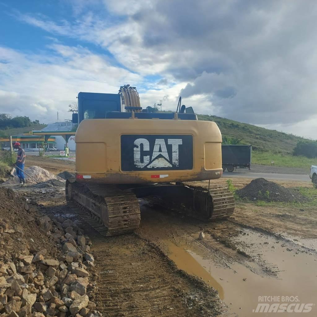 CAT 320D Lánctalpas kotrók