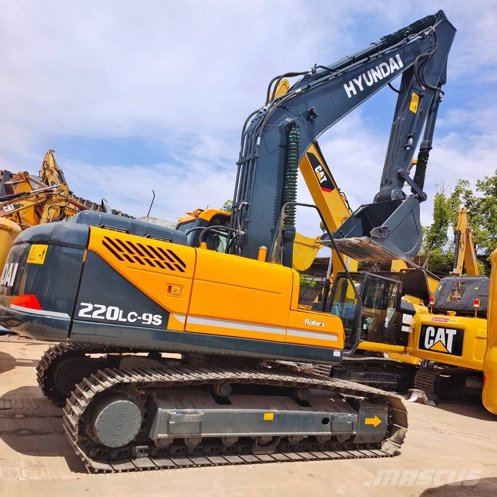 Hyundai 220LC-9S Lánctalpas kotrók