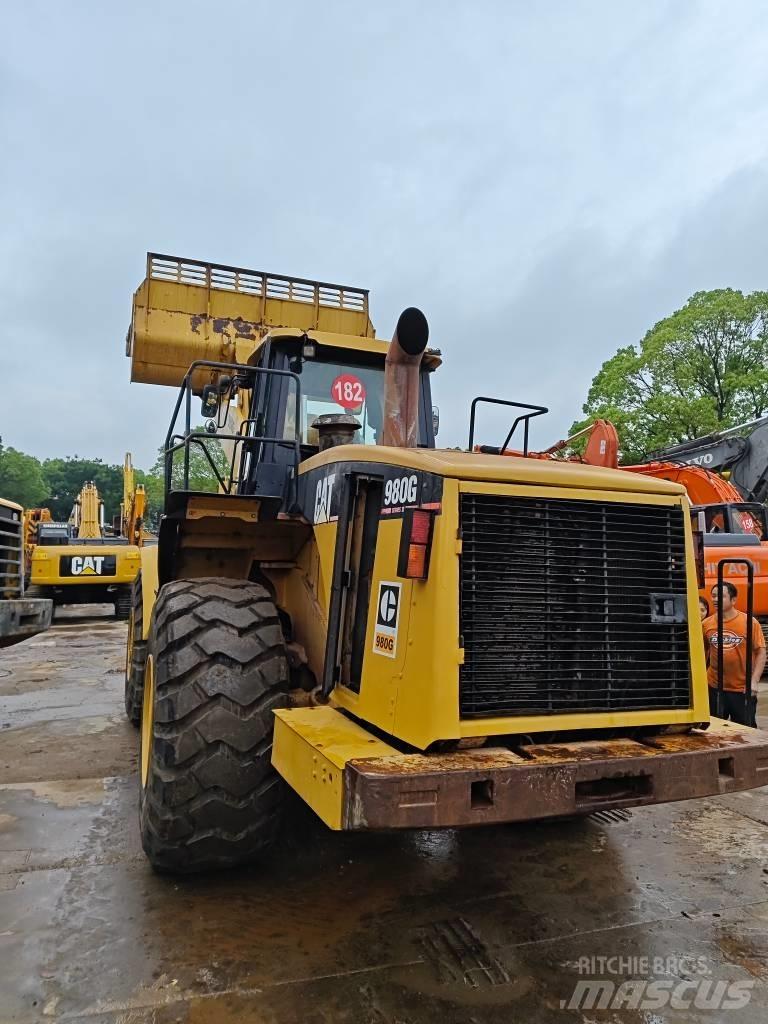 CAT 980 G Gumikerekes homlokrakodók