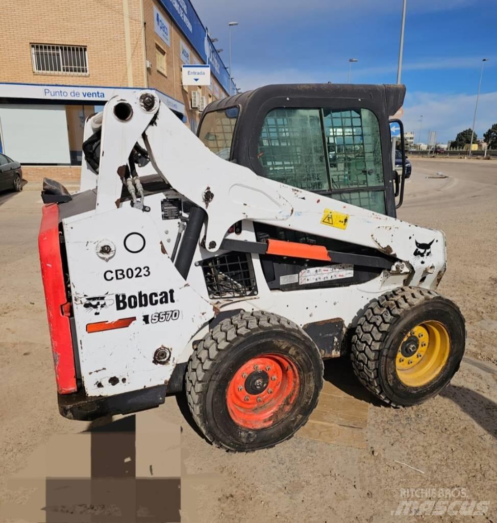 Bobcat S 570 Kompaktrakodók