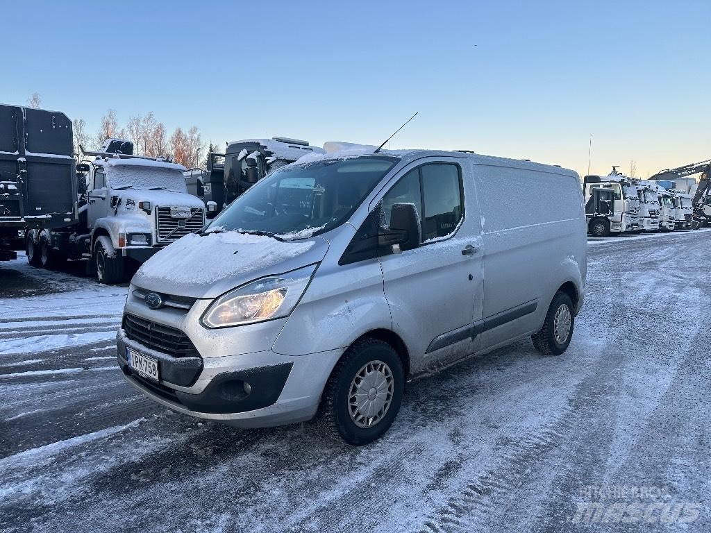 Ford Transit custom Transporterek