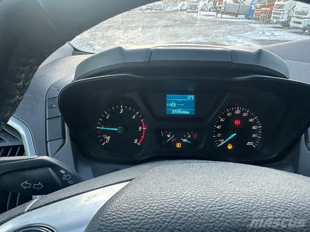 Ford Transit custom Transporterek