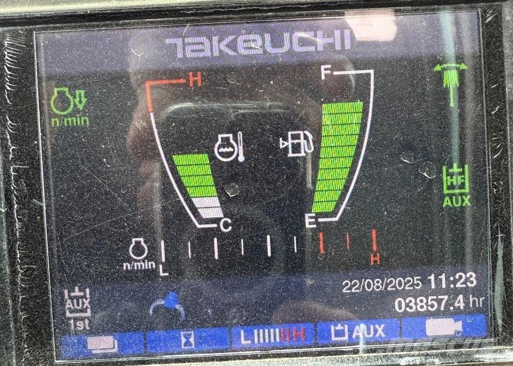 Takeuchi TB 290 Közepes (midi) kotrók 7 t - 12 t