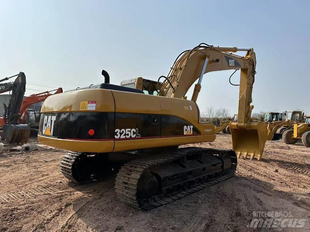 CAT 325 CL Lánctalpas kotrók