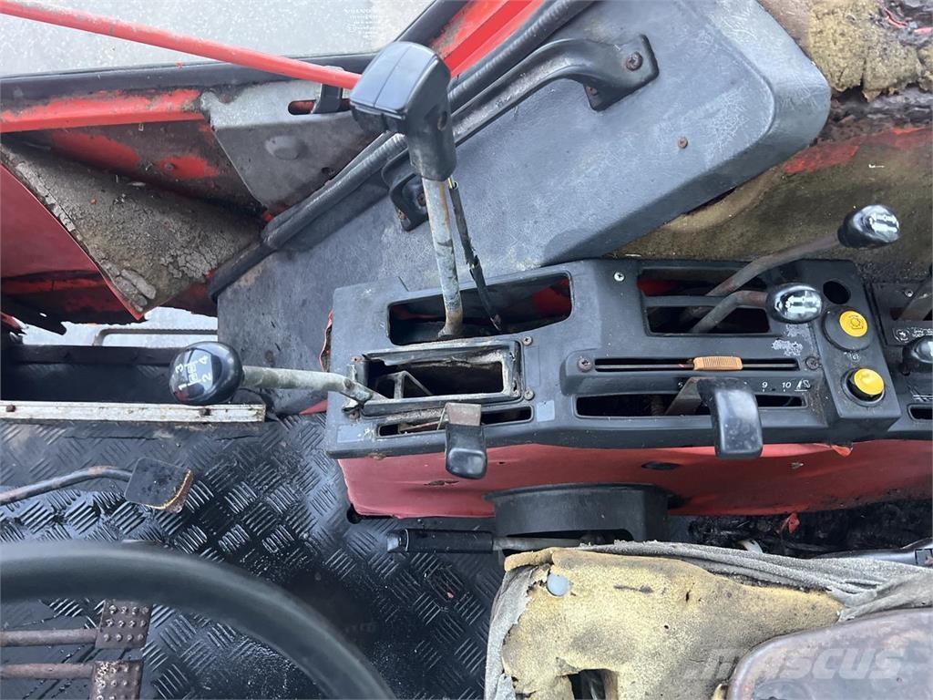 Valtra Valmet 705 Traktorok