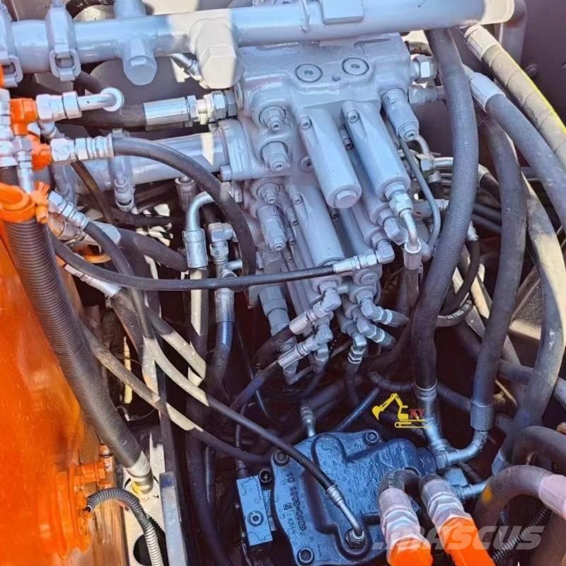 Hitachi 70 Lánctalpas kotrók