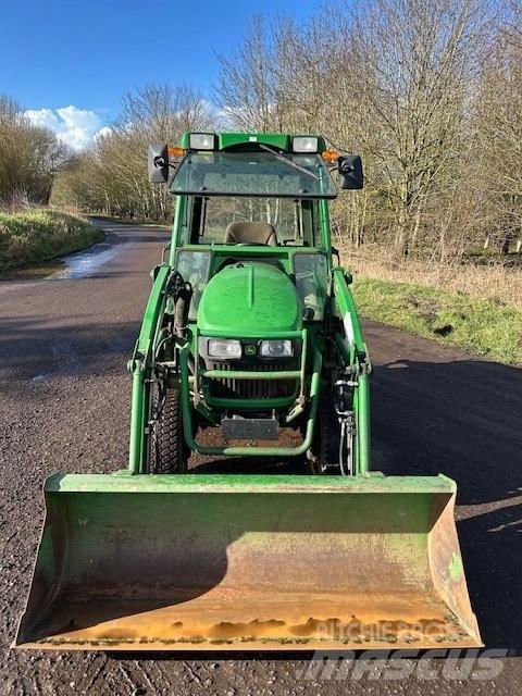 John Deere 2720 Kompakt traktorok