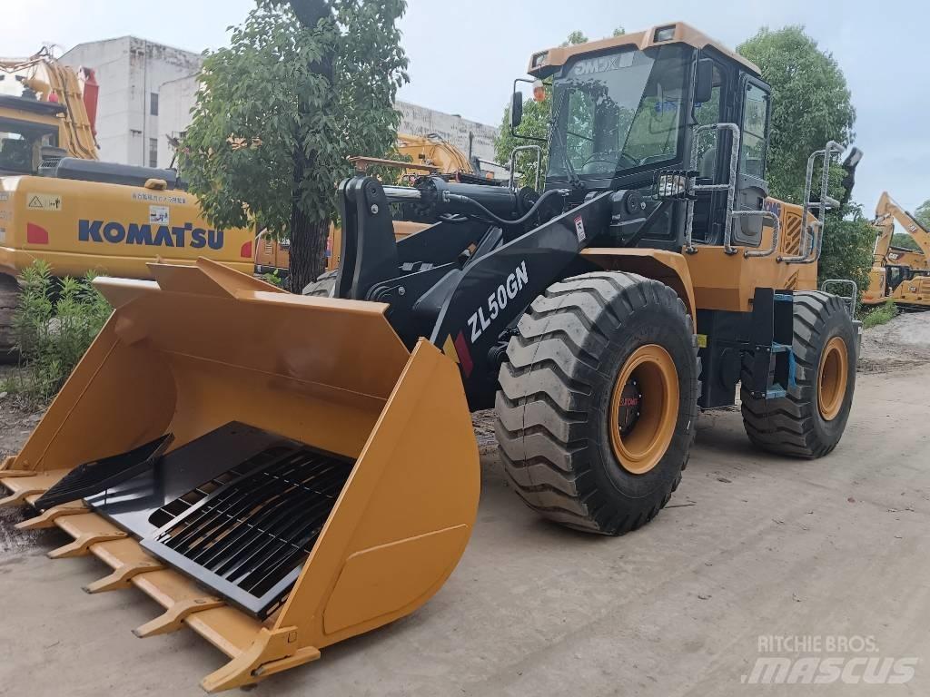 XCMG ZL 50 GN Gumikerekes homlokrakodók