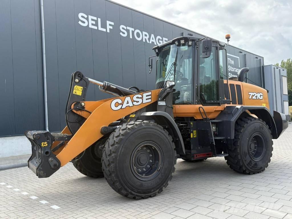 CASE 721G Gumikerekes homlokrakodók
