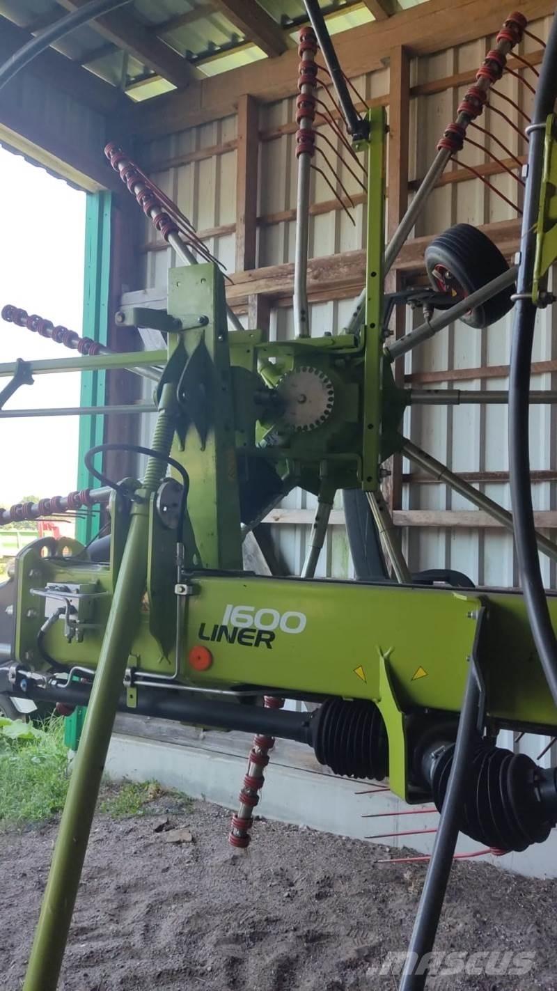 CLAAS Liner 1600 Rendkészítő Kombájnok