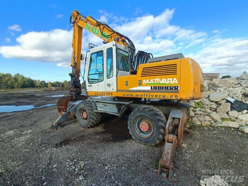 Liebherr A924 Gumikerekes kotrók