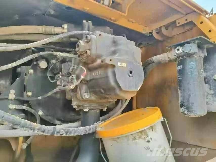 Komatsu PC 360-8 Lánctalpas kotrók
