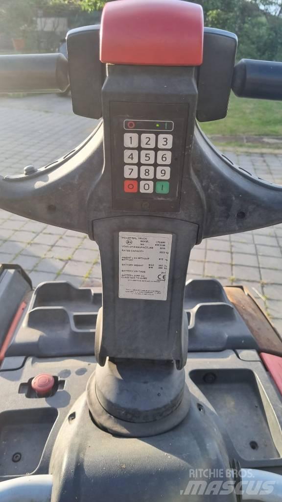 Toyota BT LPE200 Vezetőállásos alacsony emelőkocsi