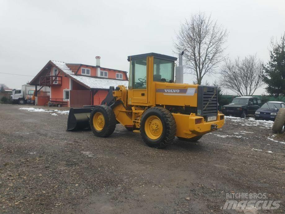 Volvo BM L50C Gumikerekes homlokrakodók