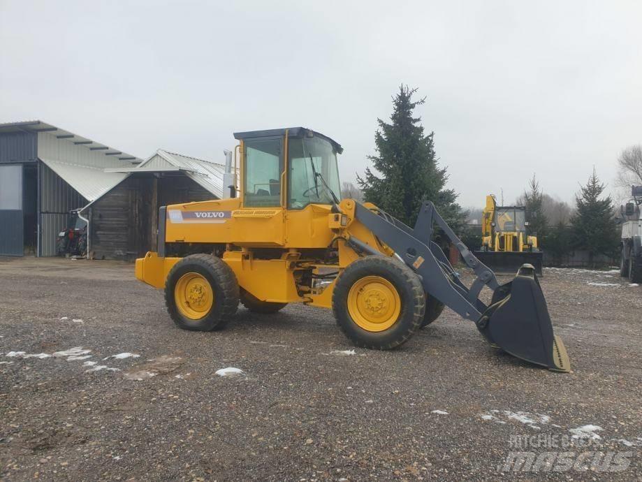 Volvo BM L50C Gumikerekes homlokrakodók
