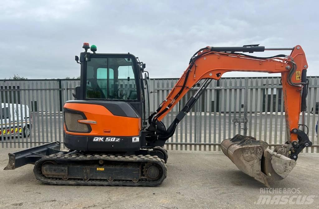 Doosan DX50Z-7 Mini kotrók < 7t