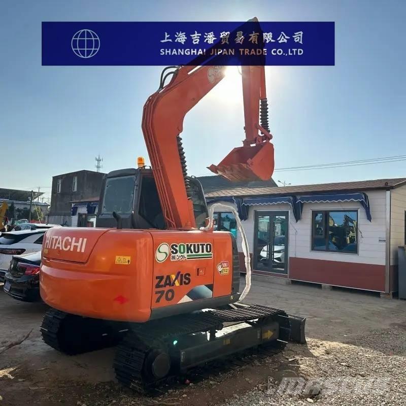 Hitachi ZX 70 Közepes (midi) kotrók 7 t - 12 t