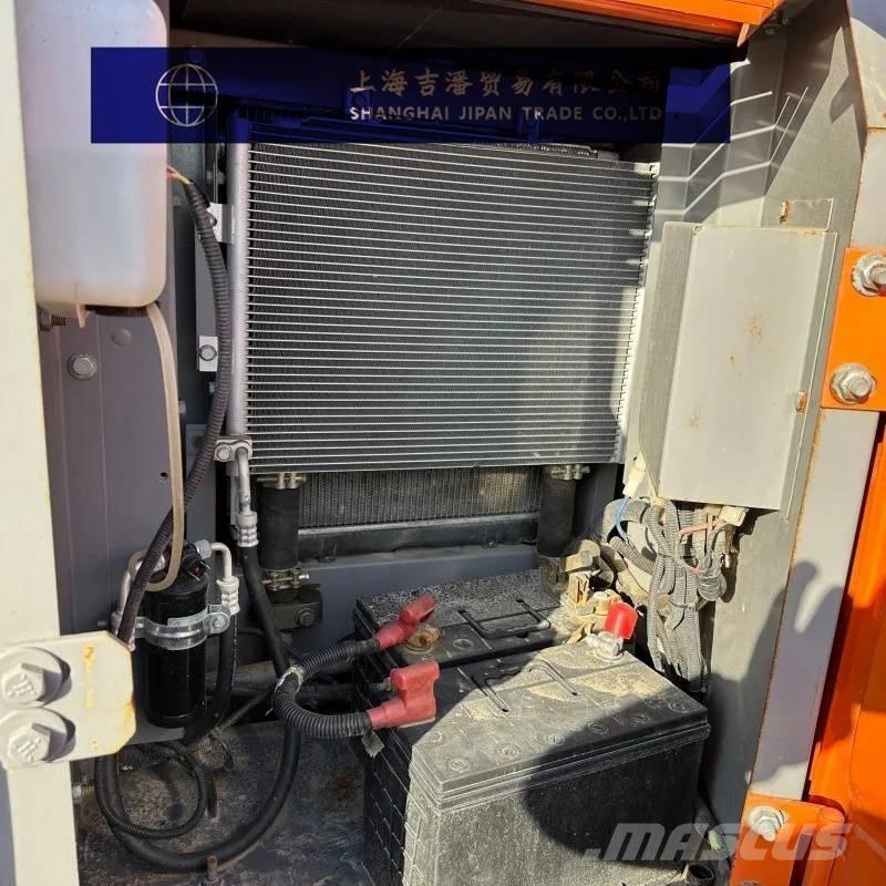 Hitachi ZX 70 Közepes (midi) kotrók 7 t - 12 t
