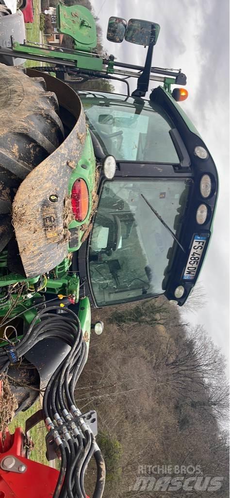 John Deere 6155R Traktorok