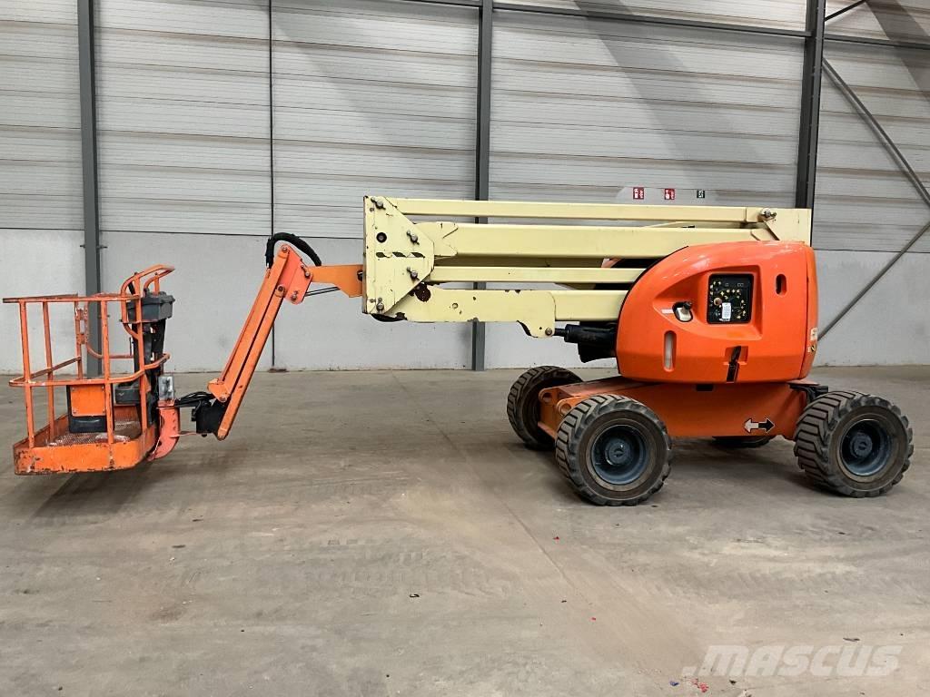JLG 450 AJ Karos emelők