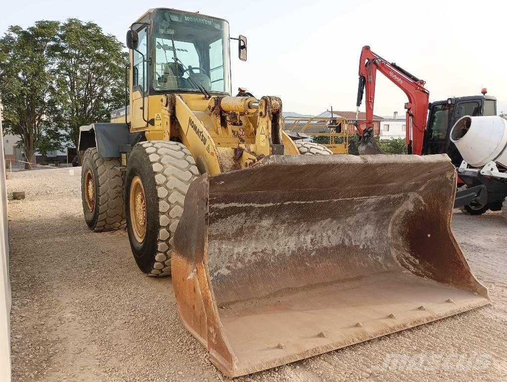 Komatsu WA 270 Gumikerekes homlokrakodók
