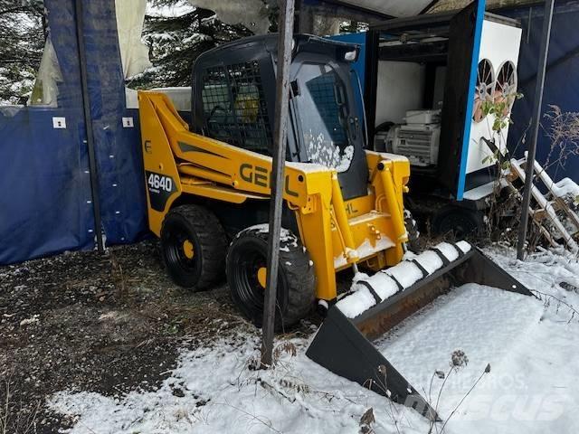 Gehl 4640 Mini homlokrakodók