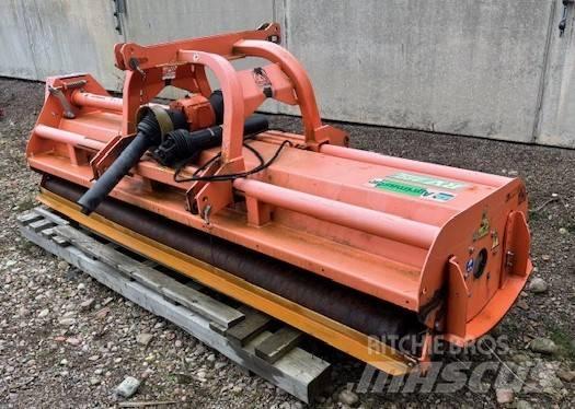 Agrimaster RV 320 Szárzúzók és fűkaszák