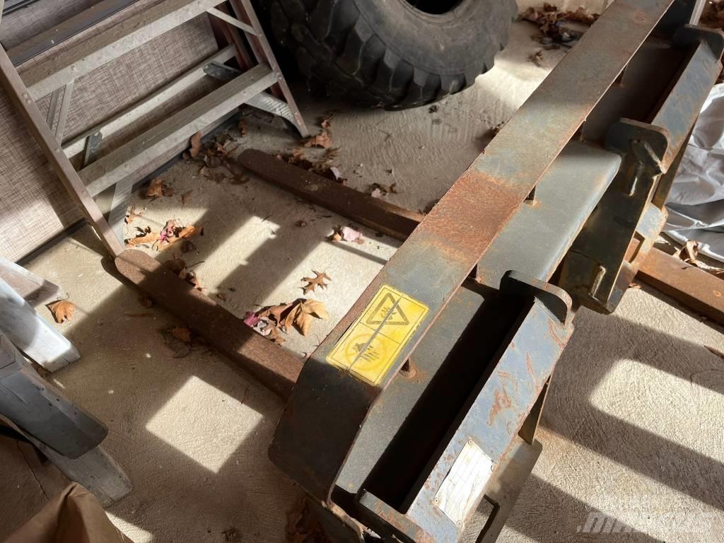 CNH 321 Egyéb alkatrészek