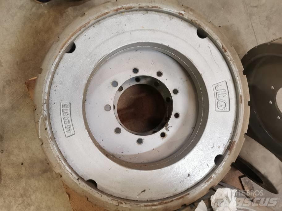 JLG E 300 AJP Gumiabroncsok, kerekek és felnik