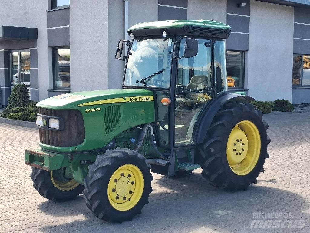John Deere 5090 GF Traktorok