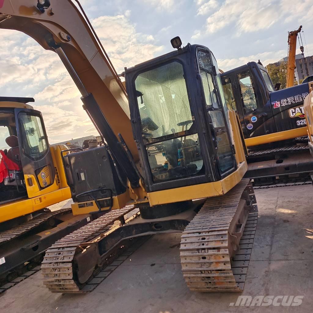 CAT 307 E Mini kotrók < 7t