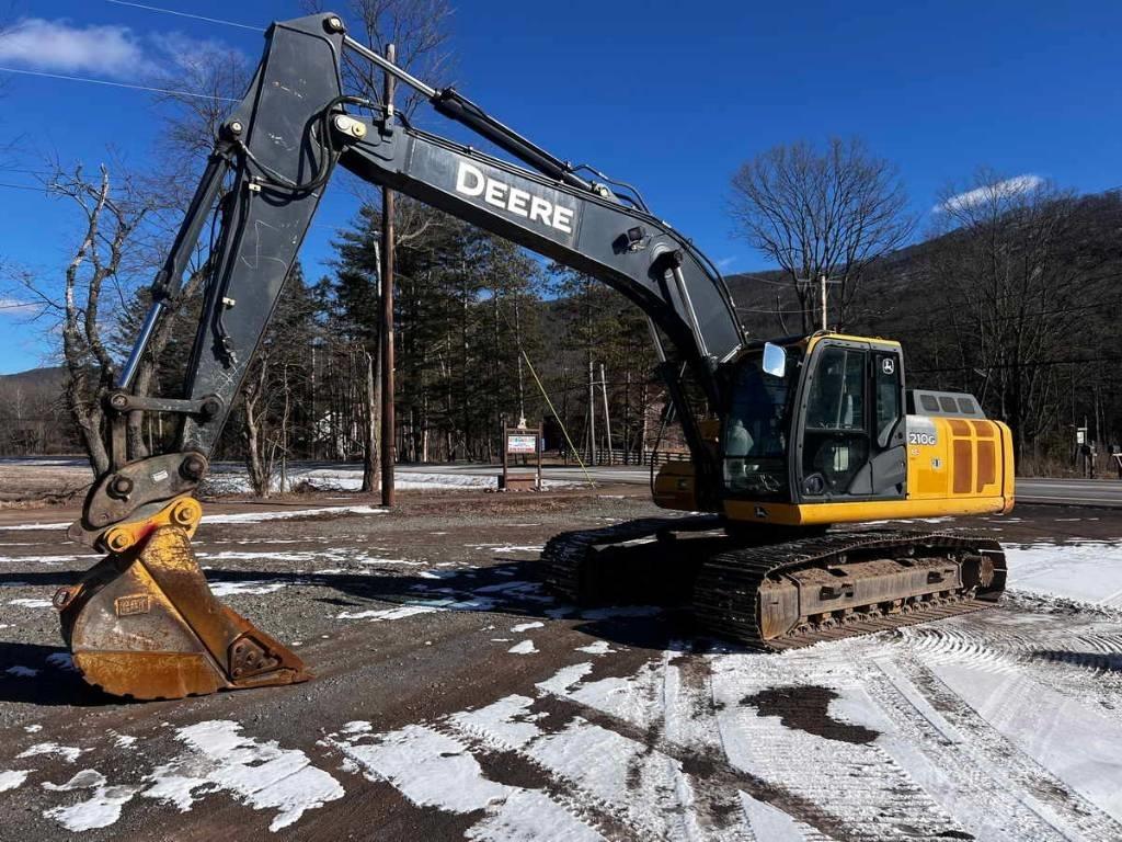 DEERE 210G LC Lánctalpas kotrók