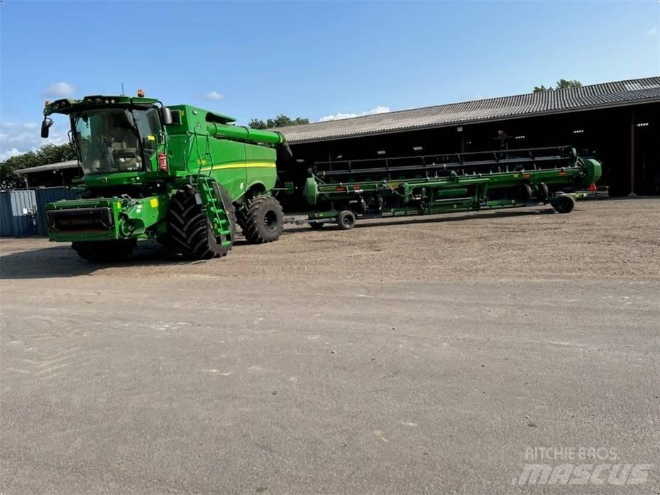 John Deere S 790 Kombájnok