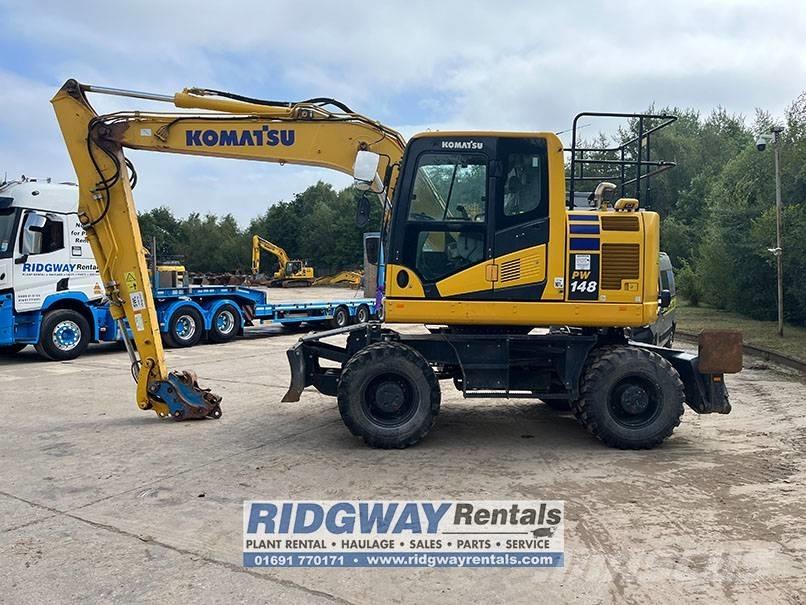 Komatsu PW 148-11 Gumikerekes kotrók