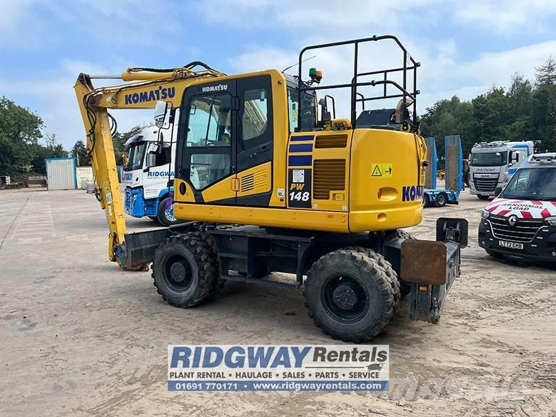 Komatsu PW 148-11 Gumikerekes kotrók
