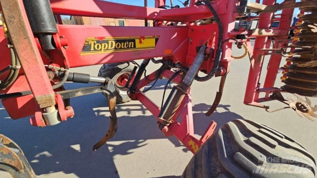 Väderstad Topdown500 Kultivátorok