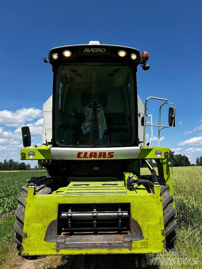 CLAAS Avero 240 Kombájnok